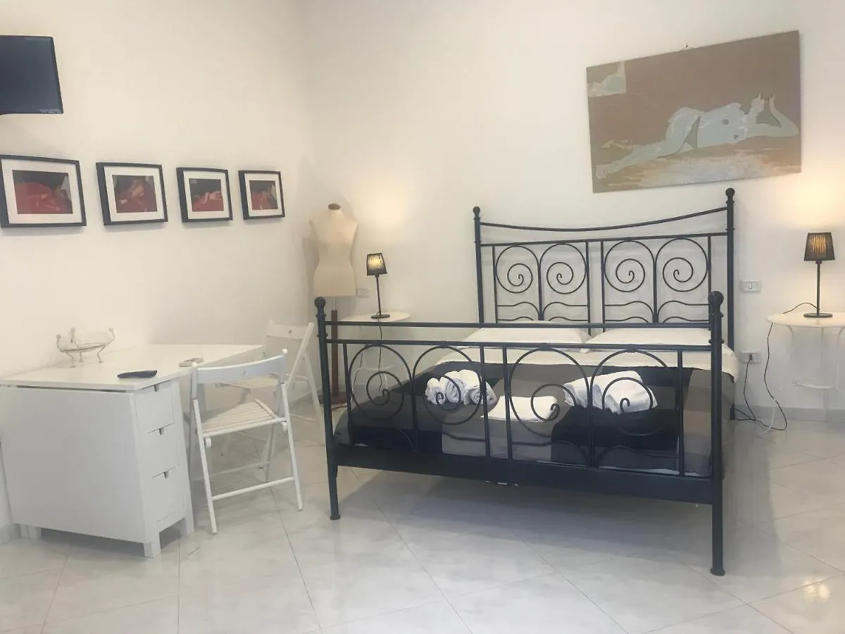 Home La Corte Sant'Antimo 0*,